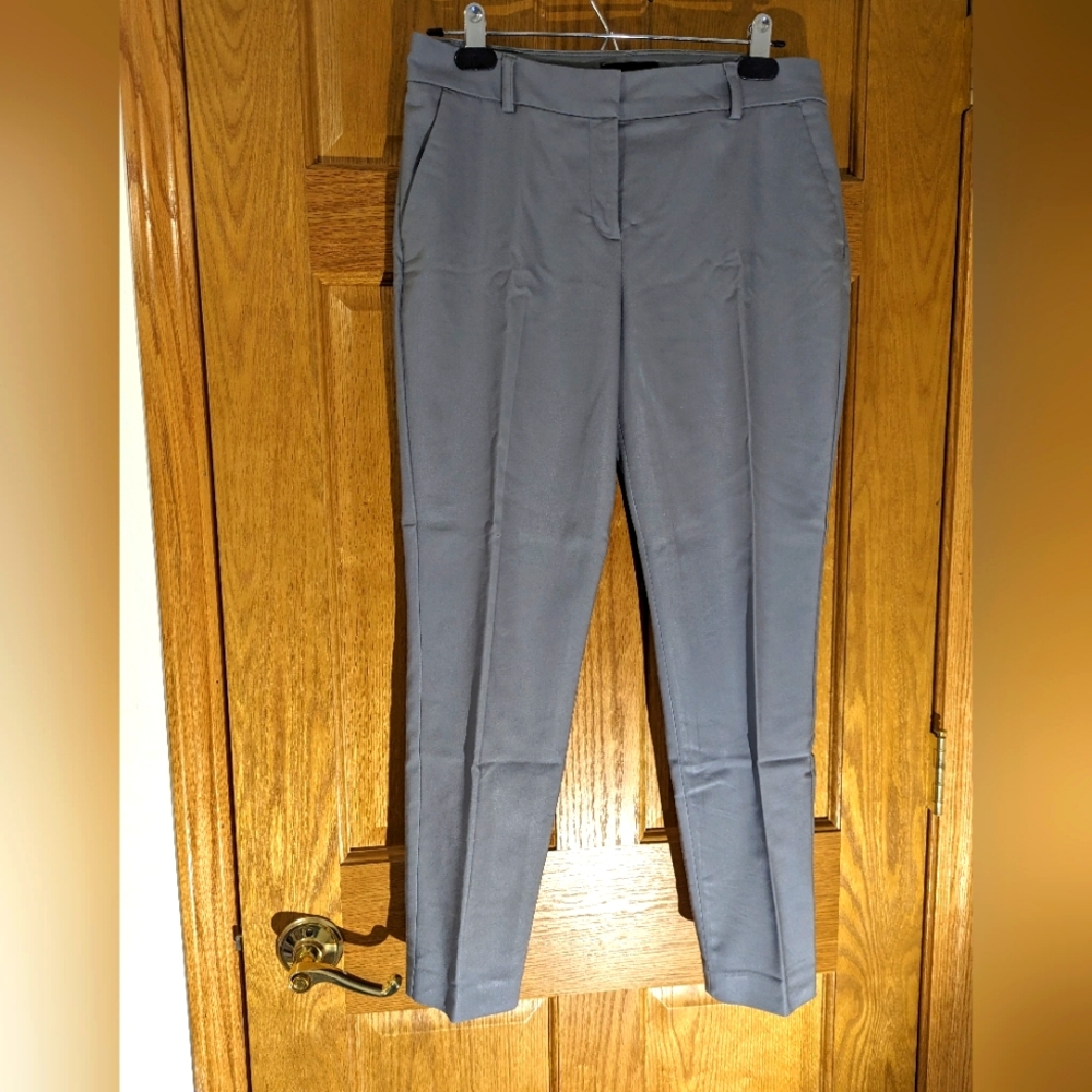 Express Columnist Ankle size 8 gray